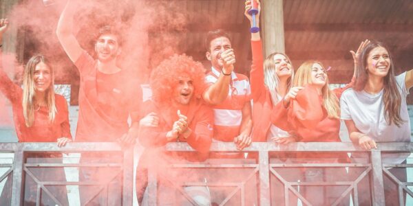 pilkarskie tozsamosci Poznania i Warszawy2